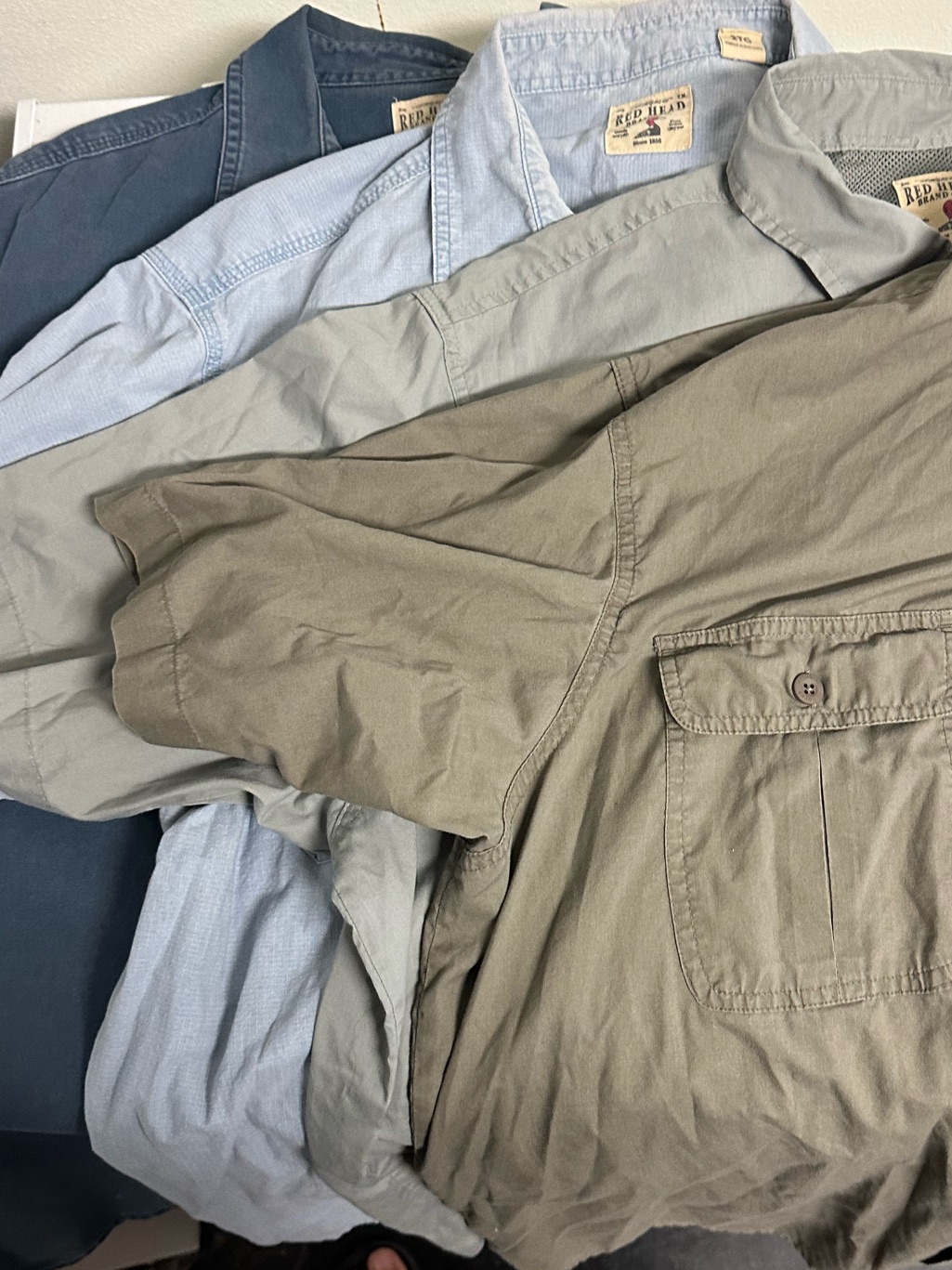 4 Each Redhead Brand Co Short Sleeve Button Down Shirts